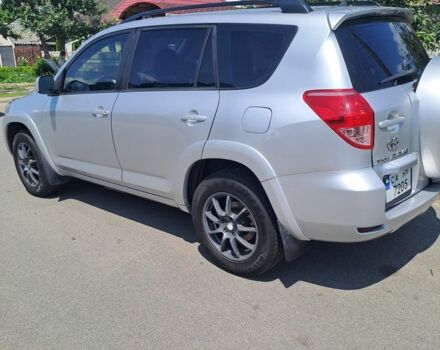 Серый Тойота РАВ 4, объемом двигателя 2.4 л и пробегом 273 тыс. км за 9500 $, фото 4 на Automoto.ua