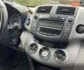 Серый Тойота РАВ 4, объемом двигателя 2.4 л и пробегом 143 тыс. км за 8500 $, фото 12 на Automoto.ua