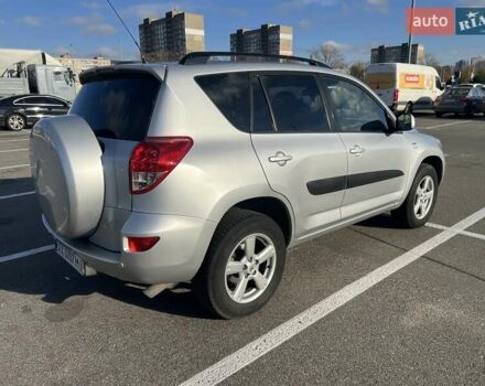 Серый Тойота РАВ 4, объемом двигателя 2.23 л и пробегом 279 тыс. км за 10100 $, фото 4 на Automoto.ua