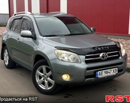 Серый Тойота РАВ 4, объемом двигателя 2 л и пробегом 200 тыс. км за 8800 $, фото 6 на Automoto.ua