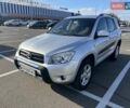Серый Тойота РАВ 4, объемом двигателя 2.23 л и пробегом 279 тыс. км за 10100 $, фото 1 на Automoto.ua