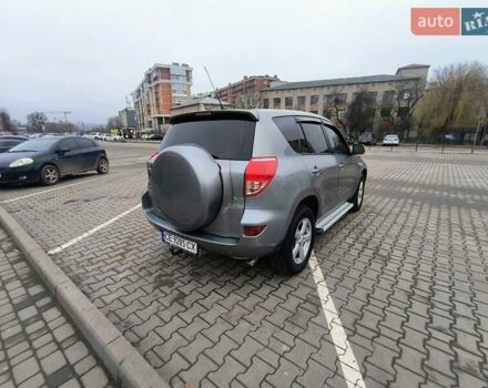 Серый Тойота РАВ 4, объемом двигателя 2.2 л и пробегом 265 тыс. км за 9400 $, фото 14 на Automoto.ua