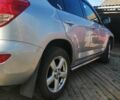 Сірий Тойота РАВ 4, об'ємом двигуна 2 л та пробігом 230 тис. км за 9700 $, фото 1 на Automoto.ua