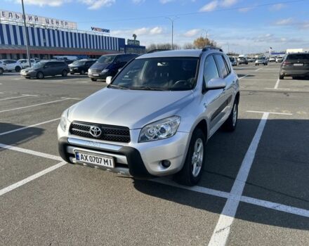 Серый Тойота РАВ 4, объемом двигателя 0 л и пробегом 279 тыс. км за 10100 $, фото 3 на Automoto.ua