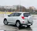 Серый Тойота РАВ 4, объемом двигателя 2 л и пробегом 226 тыс. км за 7999 $, фото 3 на Automoto.ua