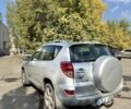 Серый Тойота РАВ 4, объемом двигателя 2.2 л и пробегом 400 тыс. км за 4900 $, фото 3 на Automoto.ua
