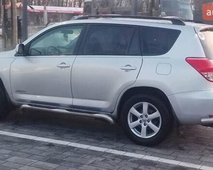 Сірий Тойота РАВ 4, об'ємом двигуна 2.4 л та пробігом 190 тис. км за 14400 $, фото 6 на Automoto.ua