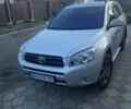 Серый Тойота РАВ 4, объемом двигателя 2.4 л и пробегом 200 тыс. км за 10300 $, фото 6 на Automoto.ua