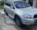 Серый Тойота РАВ 4, объемом двигателя 2.4 л и пробегом 200 тыс. км за 10300 $, фото 2 на Automoto.ua