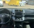 Серый Тойота РАВ 4, объемом двигателя 2 л и пробегом 257 тыс. км за 8200 $, фото 6 на Automoto.ua