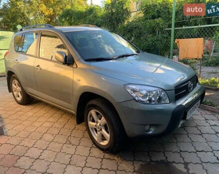 Серый Тойота РАВ 4, объемом двигателя 0 л и пробегом 102 тыс. км за 12000 $, фото 3 на Automoto.ua