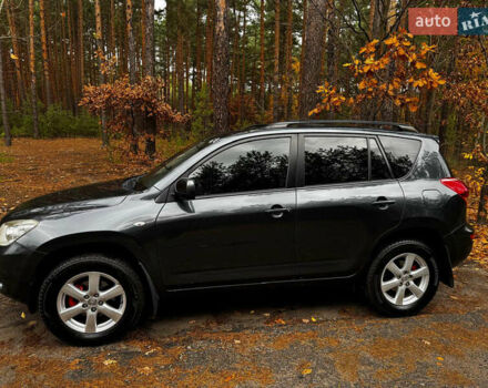 Серый Тойота РАВ 4, объемом двигателя 2 л и пробегом 232 тыс. км за 11500 $, фото 9 на Automoto.ua