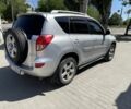 Серый Тойота РАВ 4, объемом двигателя 2 л и пробегом 240 тыс. км за 7500 $, фото 4 на Automoto.ua
