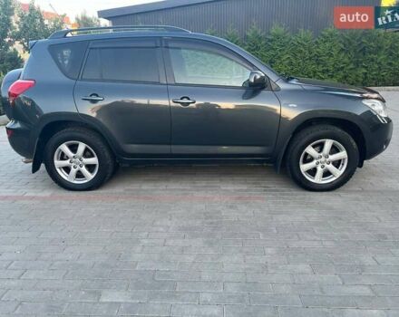 Серый Тойота РАВ 4, объемом двигателя 2 л и пробегом 243 тыс. км за 8800 $, фото 8 на Automoto.ua