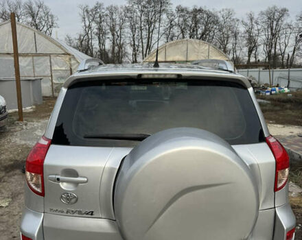 Сірий Тойота РАВ 4, об'ємом двигуна 2 л та пробігом 225 тис. км за 8500 $, фото 6 на Automoto.ua