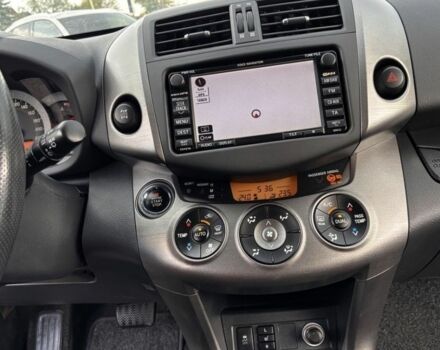 Серый Тойота РАВ 4, объемом двигателя 2.2 л и пробегом 177 тыс. км за 2800 $, фото 17 на Automoto.ua