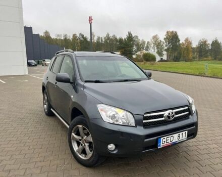 Серый Тойота РАВ 4, объемом двигателя 2.2 л и пробегом 350 тыс. км за 5100 $, фото 3 на Automoto.ua