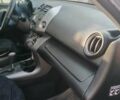 Сірий Тойота РАВ 4, об'ємом двигуна 2 л та пробігом 230 тис. км за 9700 $, фото 8 на Automoto.ua