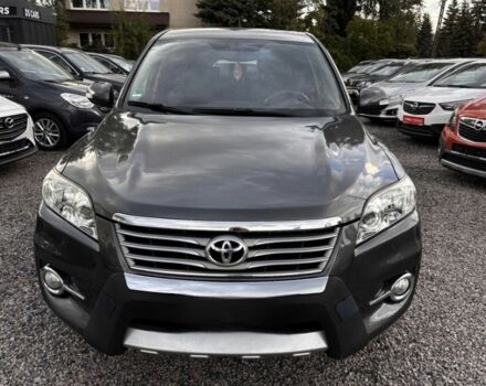 Серый Тойота РАВ 4, объемом двигателя 2.2 л и пробегом 177 тыс. км за 2800 $, фото 1 на Automoto.ua