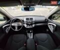Серый Тойота РАВ 4, объемом двигателя 2 л и пробегом 177 тыс. км за 8500 $, фото 20 на Automoto.ua