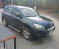 Серый Тойота РАВ 4, объемом двигателя 2 л и пробегом 205 тыс. км за 9500 $, фото 1 на Automoto.ua