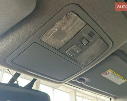 Сірий Тойота РАВ 4, об'ємом двигуна 2.36 л та пробігом 144 тис. км за 11000 $, фото 17 на Automoto.ua