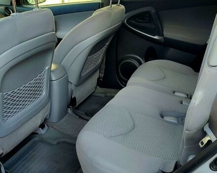 Сірий Тойота РАВ 4, об'ємом двигуна 2.4 л та пробігом 230 тис. км за 9000 $, фото 10 на Automoto.ua