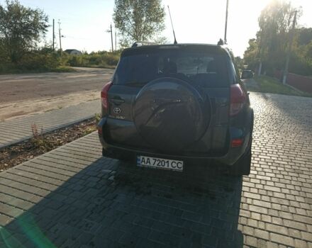 Сірий Тойота РАВ 4, об'ємом двигуна 2.2 л та пробігом 233 тис. км за 8399 $, фото 2 на Automoto.ua