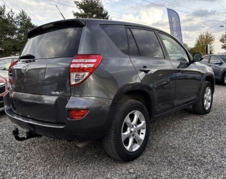 Серый Тойота РАВ 4, объемом двигателя 2.2 л и пробегом 177 тыс. км за 2800 $, фото 4 на Automoto.ua