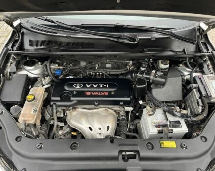 Серый Тойота РАВ 4, объемом двигателя 2 л и пробегом 219 тыс. км за 10300 $, фото 7 на Automoto.ua