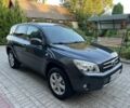 Серый Тойота РАВ 4, объемом двигателя 2.2 л и пробегом 216 тыс. км за 8200 $, фото 2 на Automoto.ua