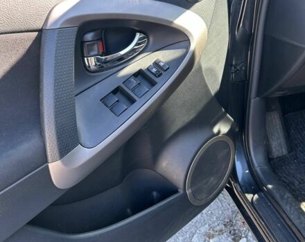 Сірий Тойота РАВ 4, об'ємом двигуна 2.2 л та пробігом 233 тис. км за 5800 $, фото 7 на Automoto.ua