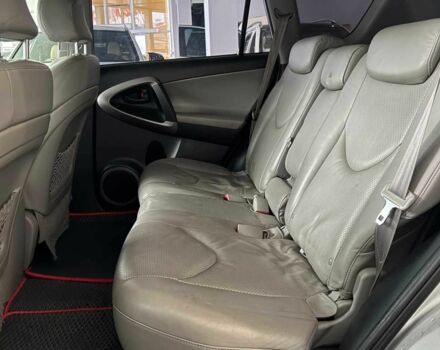 Серый Тойота РАВ 4, объемом двигателя 2.4 л и пробегом 144 тыс. км за 11000 $, фото 19 на Automoto.ua