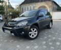 Серый Тойота РАВ 4, объемом двигателя 2.4 л и пробегом 160 тыс. км за 9900 $, фото 1 на Automoto.ua