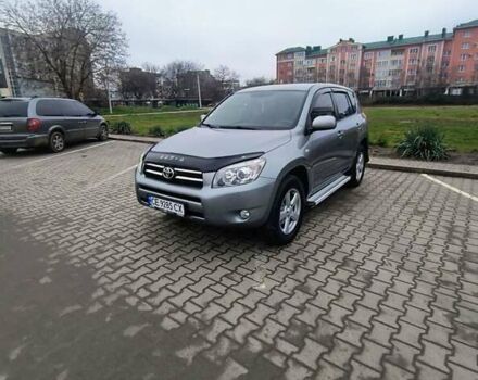 Серый Тойота РАВ 4, объемом двигателя 2.2 л и пробегом 265 тыс. км за 9400 $, фото 6 на Automoto.ua