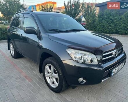 Серый Тойота РАВ 4, объемом двигателя 2 л и пробегом 243 тыс. км за 8800 $, фото 9 на Automoto.ua