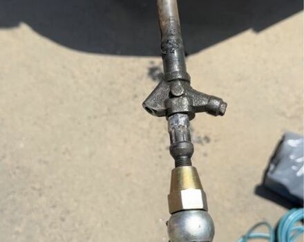 Серый Тойота РАВ 4, объемом двигателя 2.2 л и пробегом 200 тыс. км за 4500 $, фото 7 на Automoto.ua