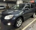 Сірий Тойота РАВ 4, об'ємом двигуна 2 л та пробігом 300 тис. км за 9200 $, фото 1 на Automoto.ua