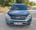 Сірий Тойота РАВ 4, об'ємом двигуна 2 л та пробігом 200 тис. км за 9500 $, фото 1 на Automoto.ua
