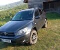 Серый Тойота РАВ 4, объемом двигателя 2.2 л и пробегом 257 тыс. км за 8500 $, фото 1 на Automoto.ua