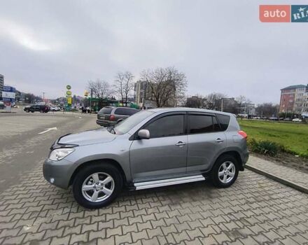 Серый Тойота РАВ 4, объемом двигателя 2.2 л и пробегом 265 тыс. км за 9400 $, фото 7 на Automoto.ua