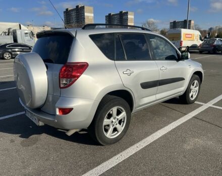 Серый Тойота РАВ 4, объемом двигателя 0 л и пробегом 279 тыс. км за 10100 $, фото 1 на Automoto.ua