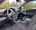 Серый Тойота РАВ 4, объемом двигателя 2 л и пробегом 219 тыс. км за 10300 $, фото 3 на Automoto.ua