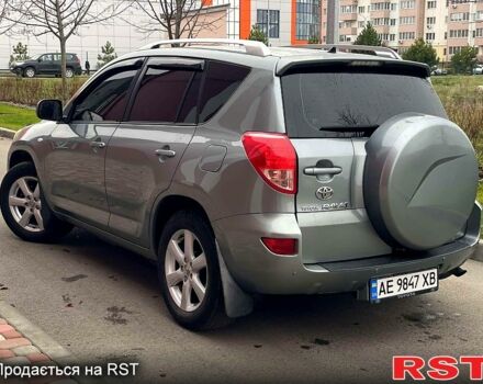 Серый Тойота РАВ 4, объемом двигателя 2 л и пробегом 200 тыс. км за 8800 $, фото 11 на Automoto.ua