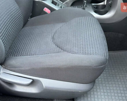 Сірий Тойота РАВ 4, об'ємом двигуна 2 л та пробігом 90 тис. км за 12300 $, фото 142 на Automoto.ua