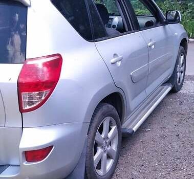 Серый Тойота РАВ 4, объемом двигателя 2 л и пробегом 346 тыс. км за 11000 $, фото 6 на Automoto.ua