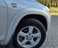 Серый Тойота РАВ 4, объемом двигателя 2.23 л и пробегом 293 тыс. км за 7999 $, фото 100 на Automoto.ua