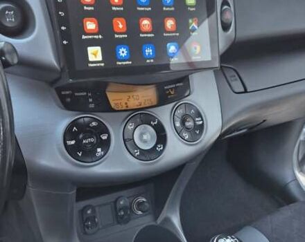 Серый Тойота РАВ 4, объемом двигателя 2.23 л и пробегом 293 тыс. км за 7999 $, фото 41 на Automoto.ua