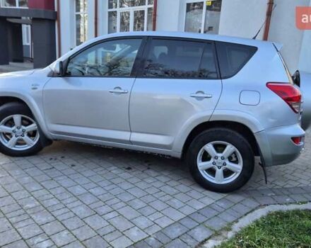 Серый Тойота РАВ 4, объемом двигателя 2.23 л и пробегом 293 тыс. км за 7999 $, фото 18 на Automoto.ua