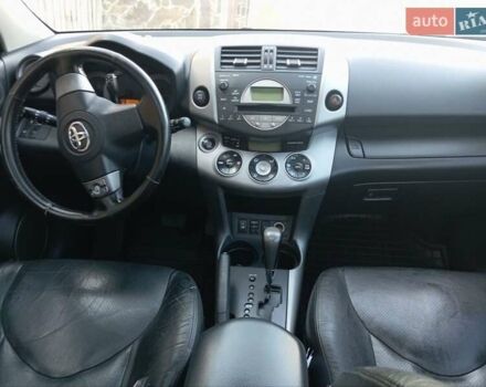 Серый Тойота РАВ 4, объемом двигателя 2 л и пробегом 165 тыс. км за 9999 $, фото 8 на Automoto.ua